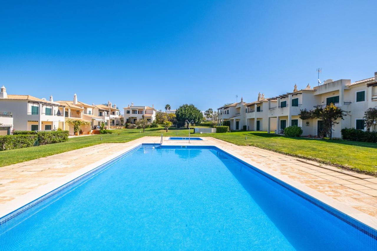 A Vilita Beach Apartment Pera Exterior photo